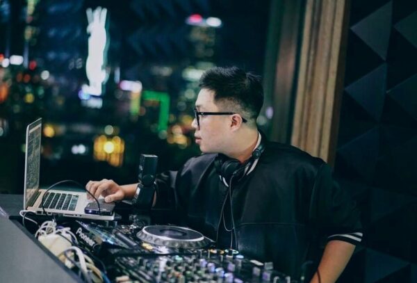 41817431_1884088098351298_5989239917547356160_n