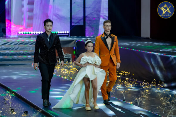 458116972_1177860340174110_4022334679068858897_n