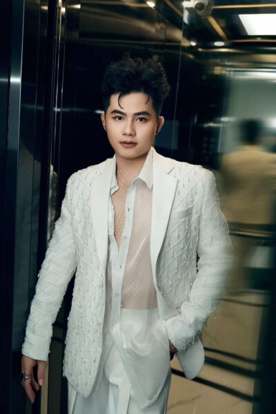 e76929e2-cf55-4ba4-97de-7479f438543f